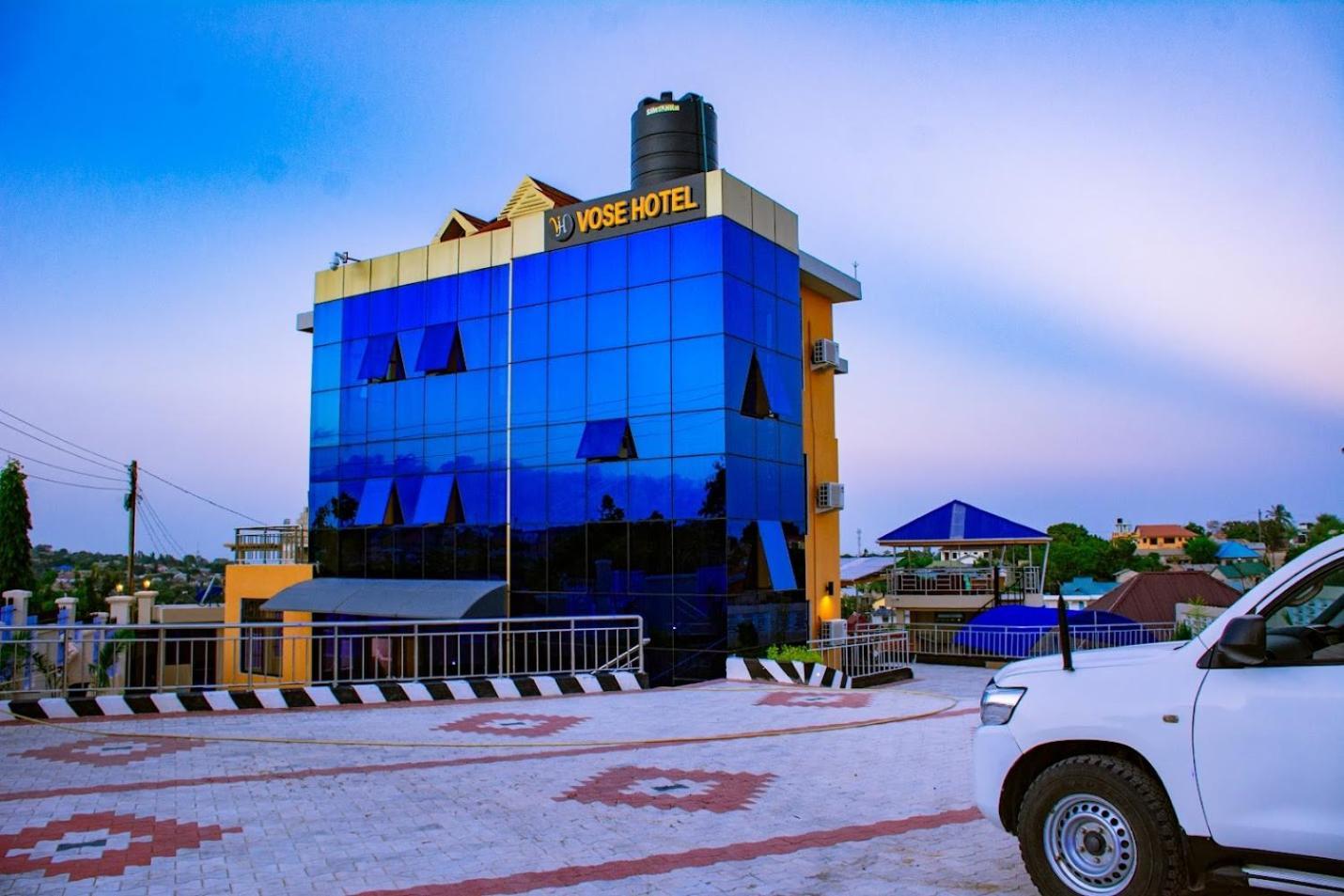 Vose Hotel & Spa Dar Es Salaam Exterior photo